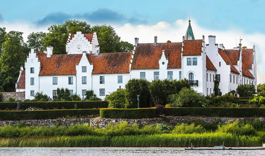 Dybäck Slott, Sweden, Sweden